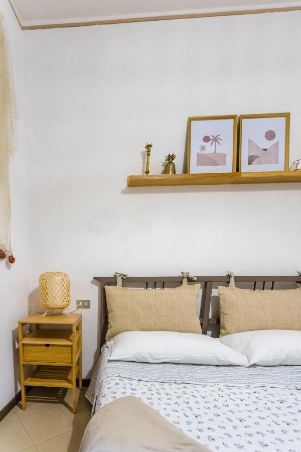 Lago Azzurro Apartment 瓦伦纳 外观 照片